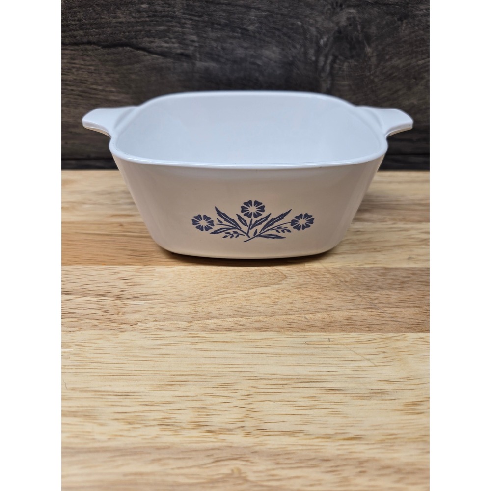 Corning Ware Blue Cornflower P-43-B 22 oz Casserole Dish Square White Vintage
